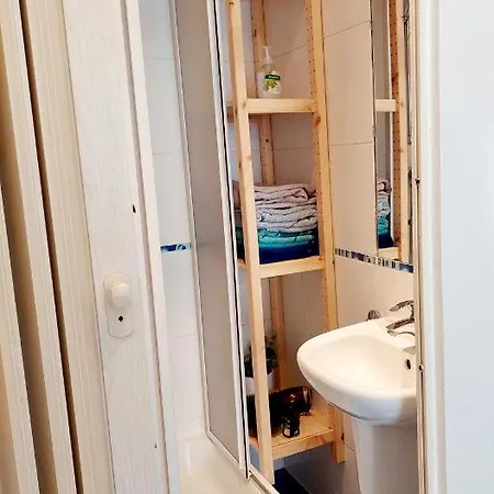 Cozy In Vinohrady Apartment