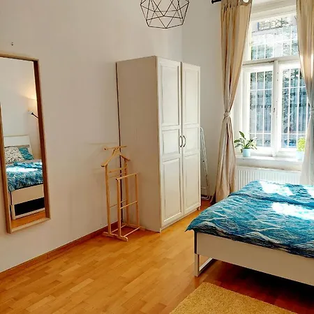 Cozy In Vinohrady Apartment Prague